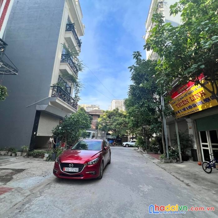 Bán nhà lk văn khê 50m 5 tầng 7.8 tỷ có thương lượng.