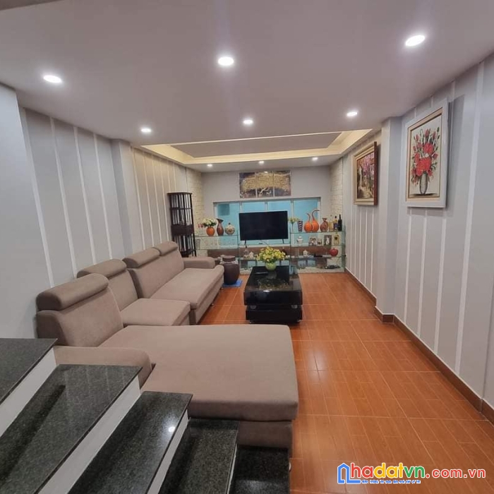 (cực phẩm !!! xem ngay)  4 tỷ  ở nam từ liêm, 38m2 5tầng nhà đẹp ở ngay, tặng nội thất vip