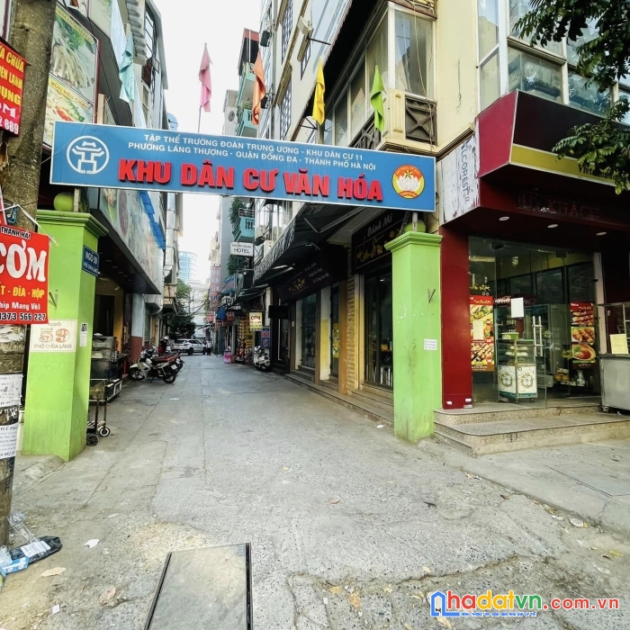 Bán nhà phố chùa láng, ngõ kinh doanh, ô tô đỗ, sổ phân lô, 2 tầng cũ, 65m, 9 tỷ 7