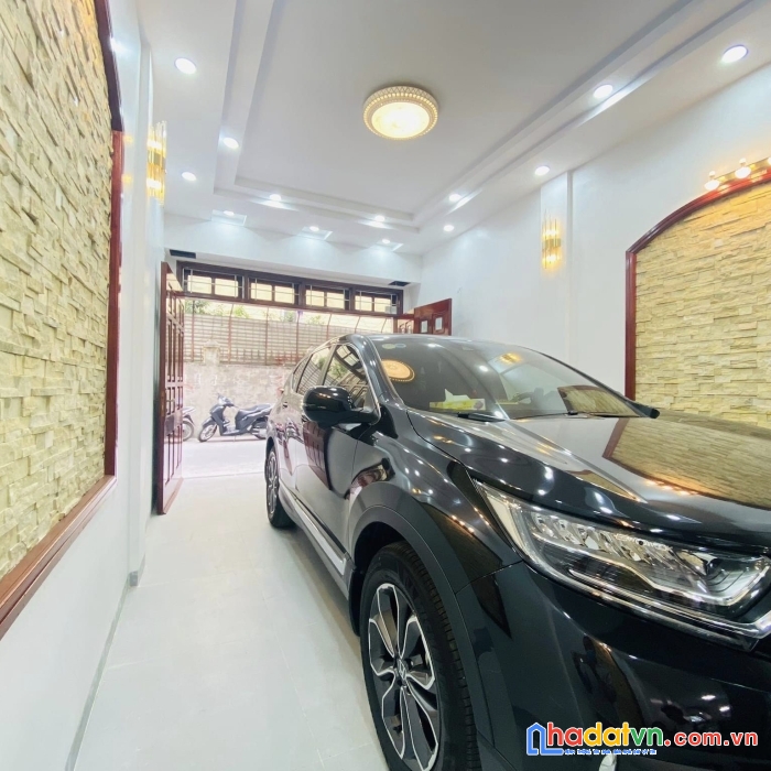 Bán nhà hoàng văn thái, đường ngõ thông rộng đẹp, thang máy, ô tô tránh trước nhà 18.6 tỷ