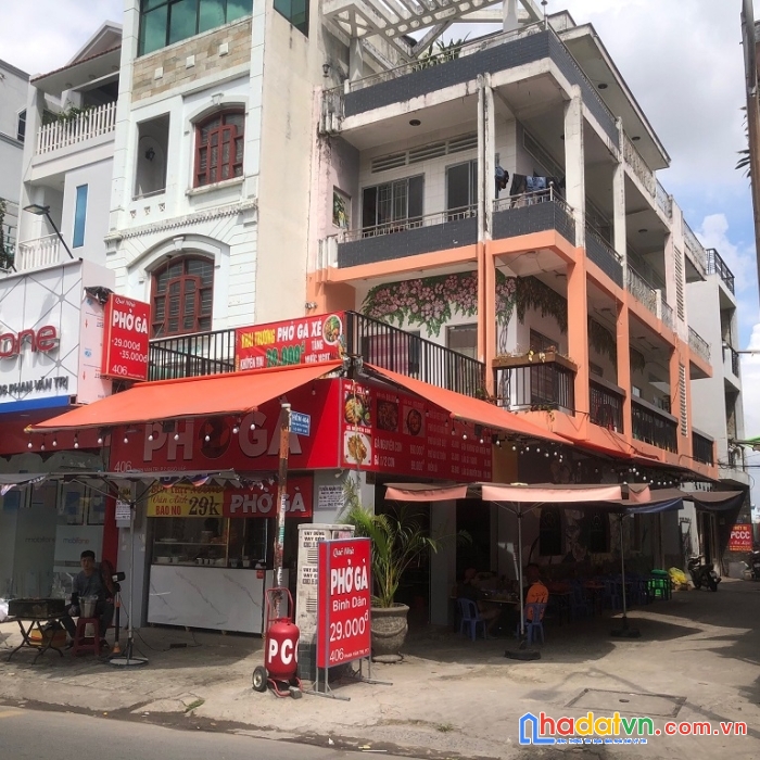 Gia đình có việc phải về quê gấp cần sang nhượng quán phở đang hoạt động tốt