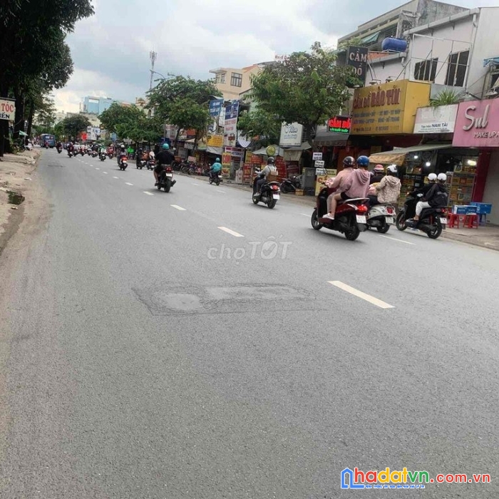 Mặt tiền nguyễn kiệm, phường 3, quận gò vấp diện tích  3.5x26m -10tỷ