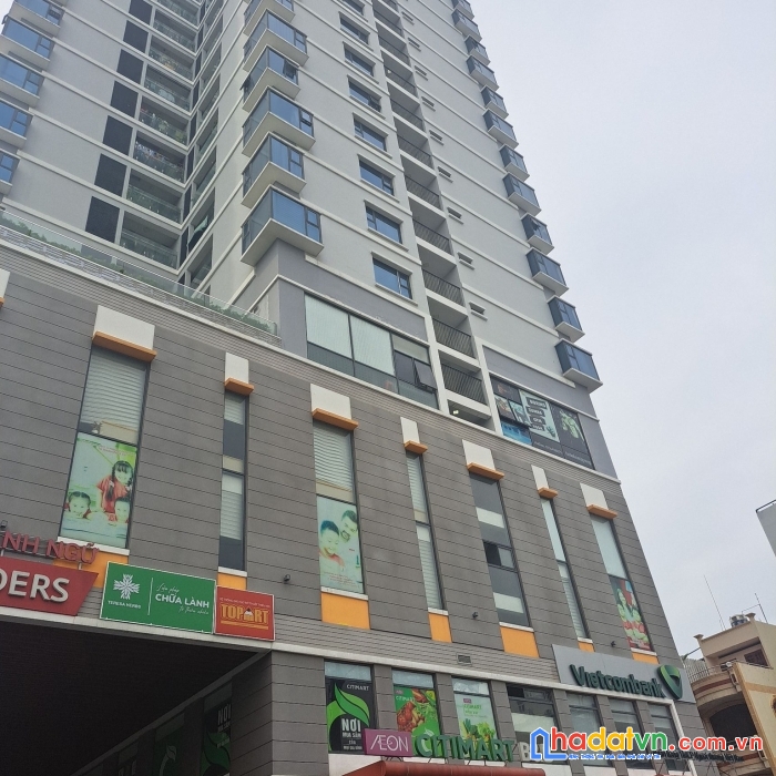 Nhà góc 2 mt đường lạc long quân - p.3 - q11- 30m2 - 3 tầng - chỉ 3.2 tỷ.