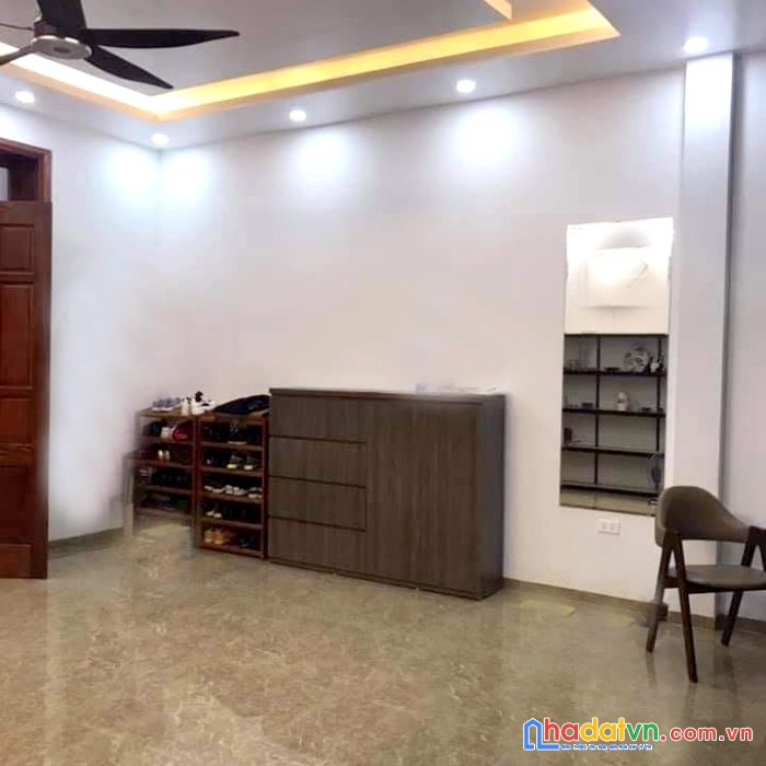 Mặt phố lý anh tông 100m² 6 tầng thang máy, 60 triệu
