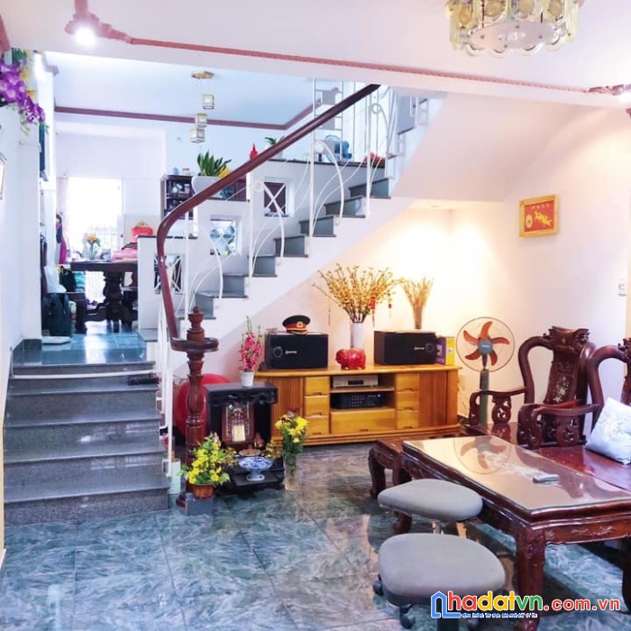 Giảm mạnh 1 tỷ, bình thạnh, 85m2, 4 tầng, xe hơi vào nhà, còn 12 tỷ 800