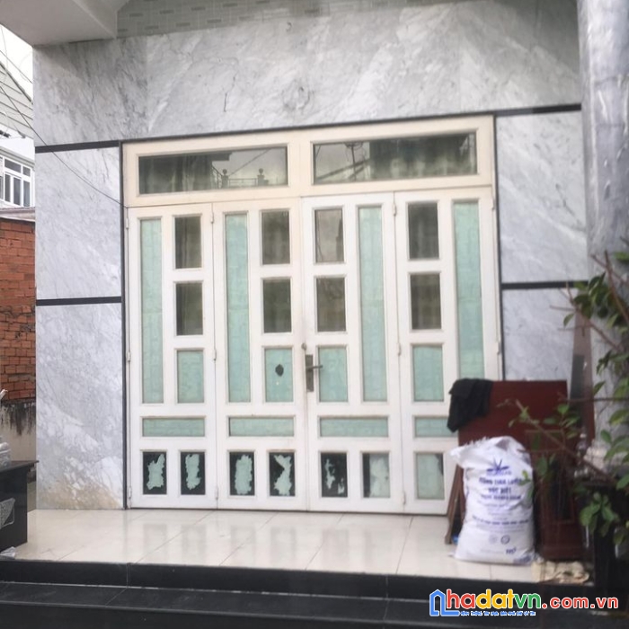 Ngang 6m. dài 26m. ngay đường phú thuận. kdc nam long phú thuận. cấp 4