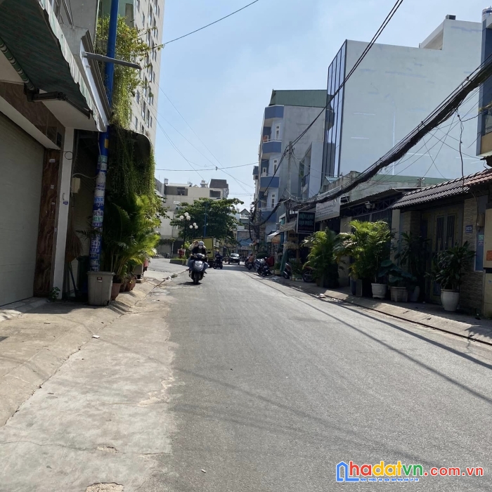 Bán hxh phan huy ích, ngang rộng 12m, hẻm lớn như mặt tiền nội bộ