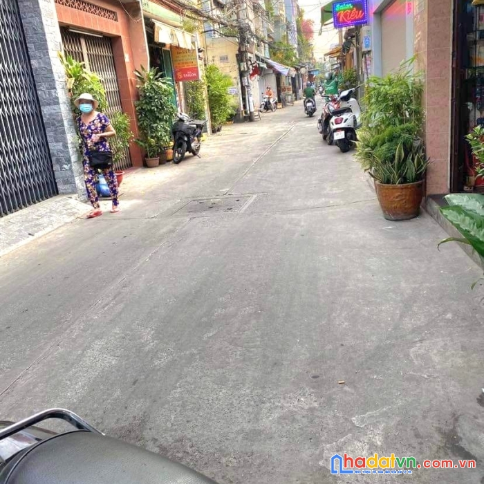 Duy nhất 1 căn đường ông ích khiêm hẻm nhựa xe tải chỉ 3 tỷ hơn xíu.