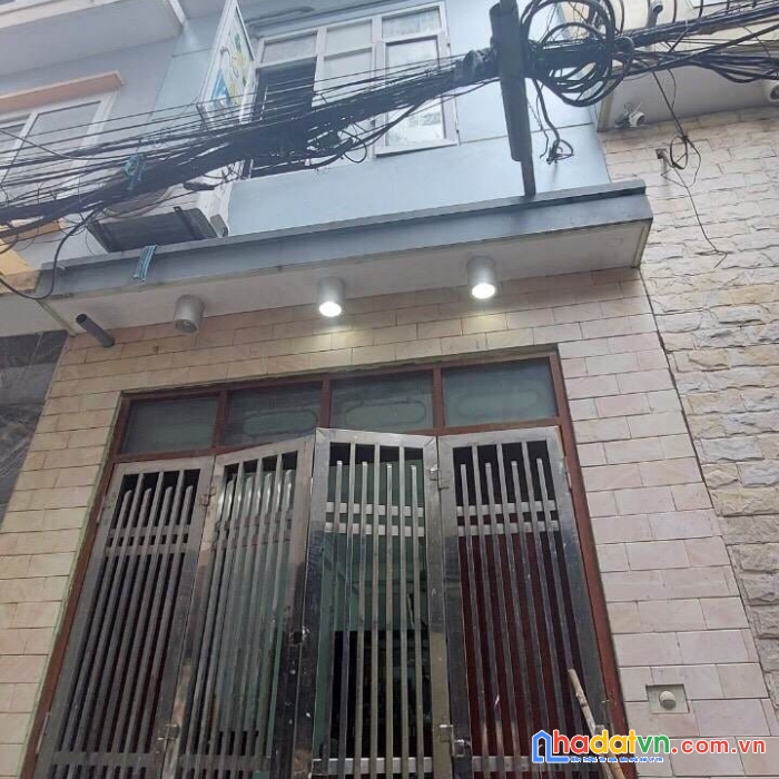 Bán nhà tài chính 3 tỷ ở phố phú đô, nam từ liêm ngõ thông thoáng, ô tô cạnh nhà, ở ngay