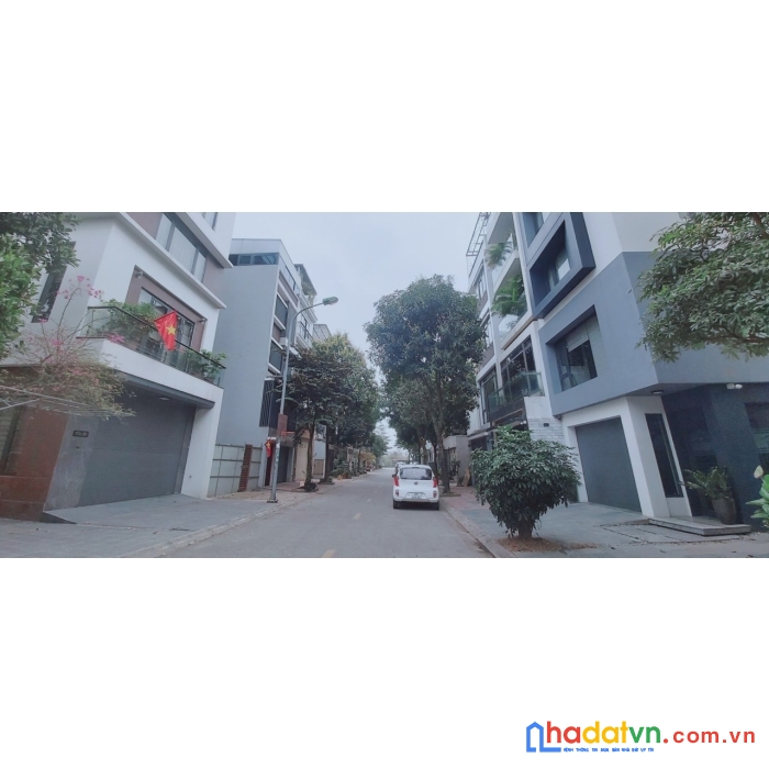 Bán đất đấu giá việt hưng 75m2 p.lô ôtô, vỉa hè kinh doanh