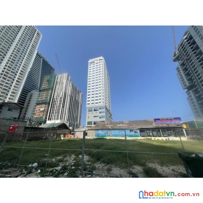 Đất 2 mặt tiền trần bạch đằng sát biển mỹ khê 920m2 36x26