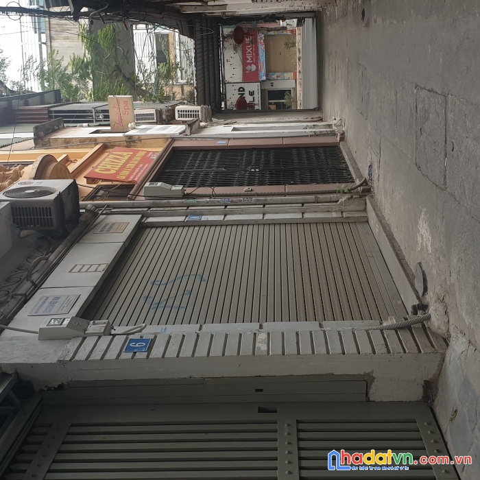 Bán nhà phố xuân thủy, cầu giấy  diện tích 79m2, mặt tiền 6m, gần phố chỉ nhỉnh 7 tỷ