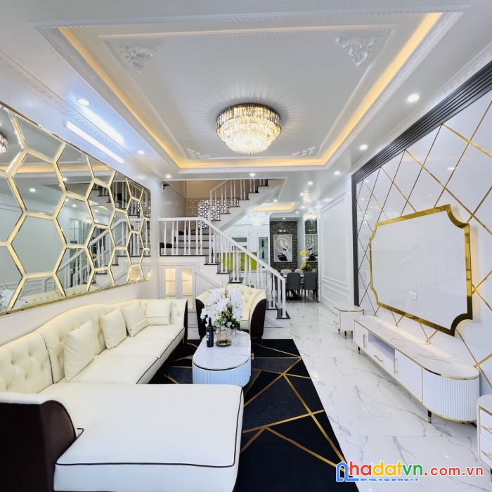 3.nhà thiên lôi độc lập giá rẻ oto vào nhà view hoàng huy. đi bộ ra aeon và đường võ nguyên giáp