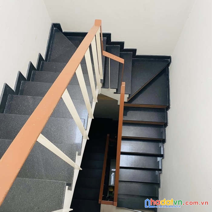 Bán gấp hòa hảo, q10, 60m2, 8 phòng, 60m2, 9.2 tỷ.