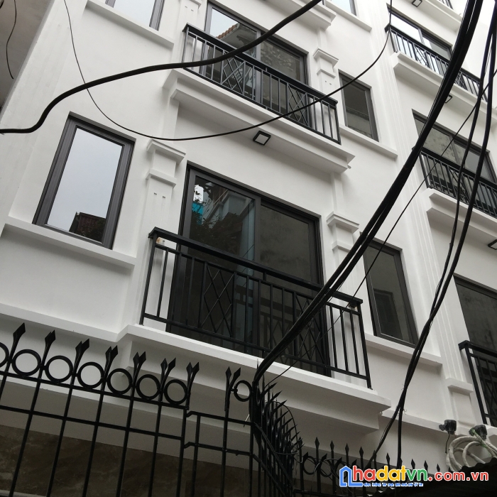 Bán nhanh nhà phố võng thị tây hồ 2 phút ra hồ tây lộng gió nhà 6 tầng chỉ 6,7 tỷ ở ngay