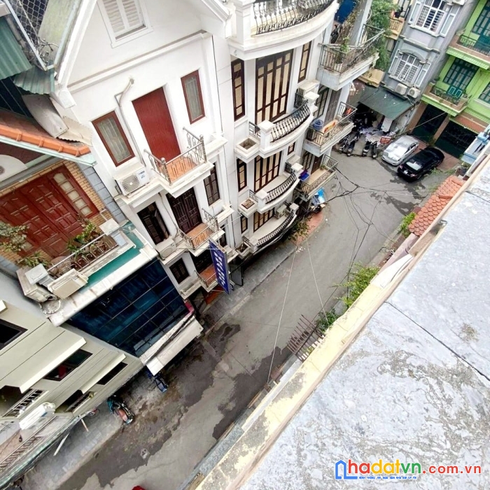 Nhà đẹp phố nguyễn ngọc vũ , cầu giấy  - khu phân lô - vỉa hè - ô tô tránh - 6 tầng - vị trí đẹp -
