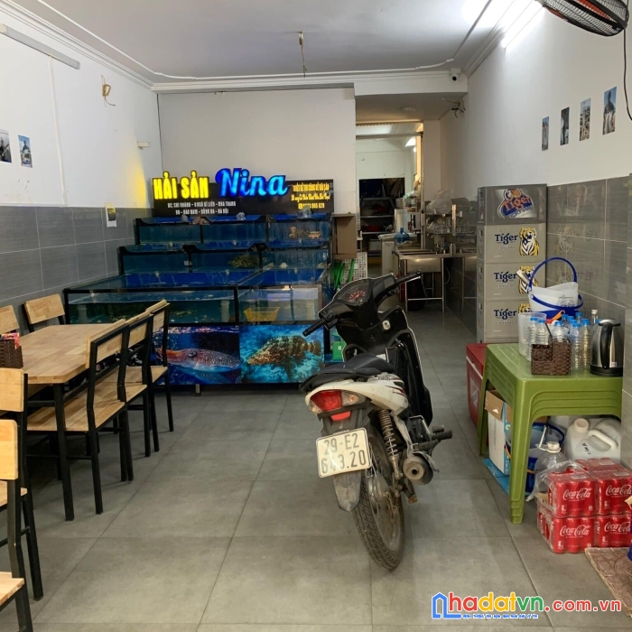 Cho thuê mbkd mặt phố hào nam, 70m x 3,5 tầng, 40tr