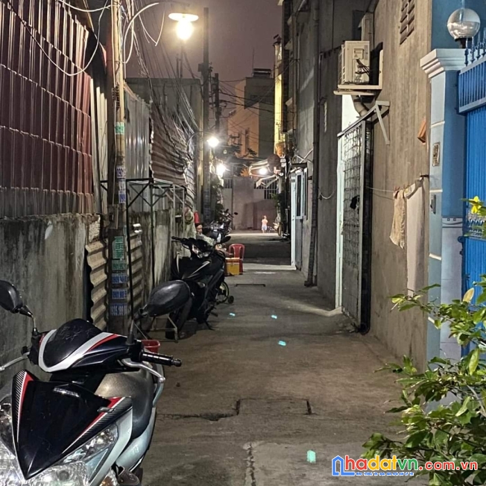Hiếm rẻ duy nhất căn tại chợ bình triệu - thủ đức
khu phân lô - dt 45m2 sổ vuông vức - ngang đẹp