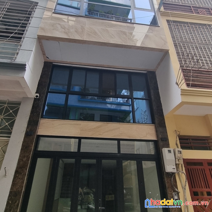 Bán nhà phố huỳnh thúc kháng, phân lô, ô tô tránh, nở hậu, 8 tầng thang máy, 52m 17 tỷ 5.
