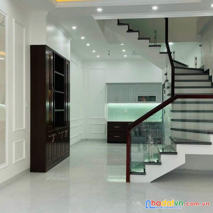 Cần bán nhà 4 tầng sở dầu hồng bàng hải phòng