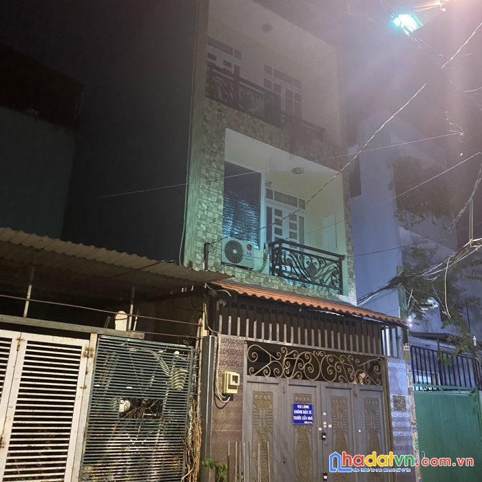 Bán nhà nát hẻm thông huỳnh văn nghệ p15 quận tân bình 5mx26m giá 6,1 tỷ