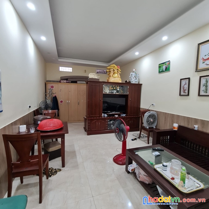 Siêu hiếm !! chính chủ gửi bán  nhà nguyễn khánh toàn, cầu giấy 70m2 x 4 tầng, 6,2 tỷ ngõ thông