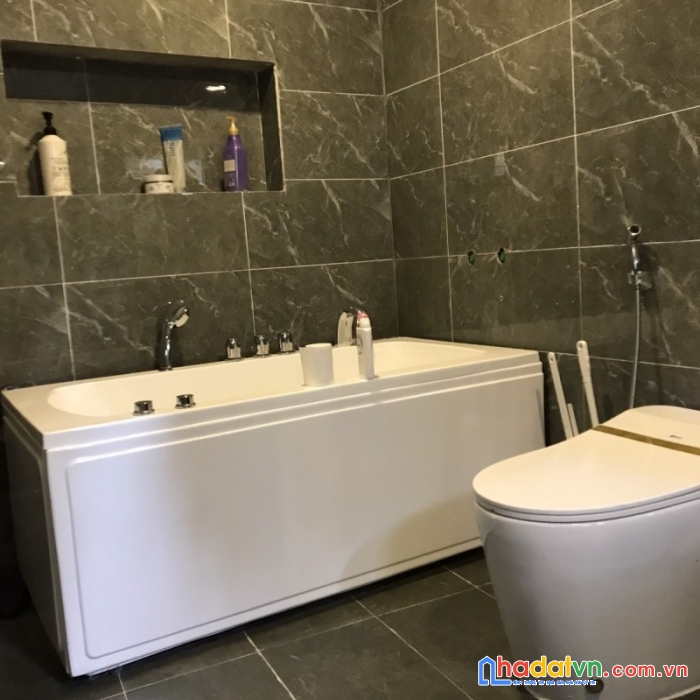 Bán nhà thọ lão hai bà trưng 40m2 x 4 tầng, mt 5.5m giá 6.7 tỷ