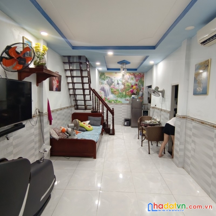 Bán nhà nguyễn văn công gò vấp 40m2 3 phòng ngủ mới ở ngay 3 tỷ 1