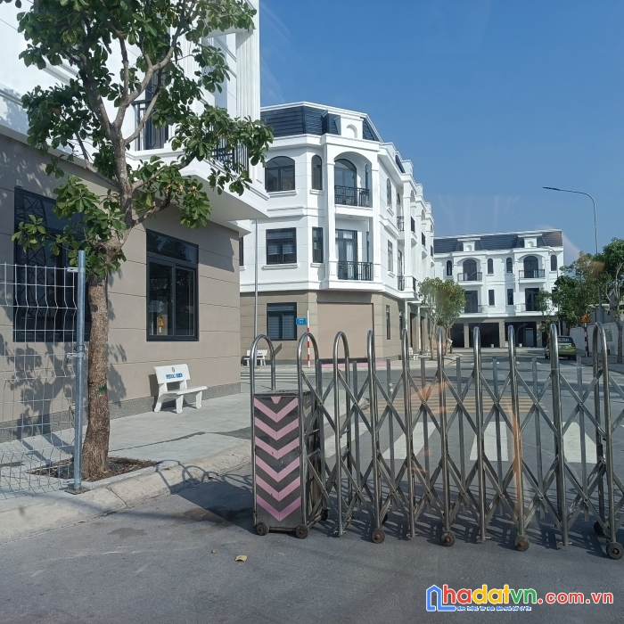 Bán nhà khu compound phước điền bình dương,nhận nhà sử dụng ngay giá chỉ nhỉnh 2 tỷ