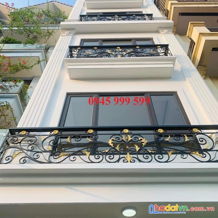 Bán nhà phố hoàng sâm cầu giấy ga ra ô tô 13 tỷ.