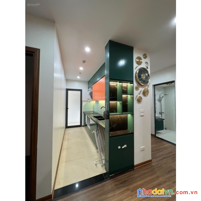 Chính chủ bán căn chung cư tsg lotus sài đồng 86m2 full đồ gỗ tim tường