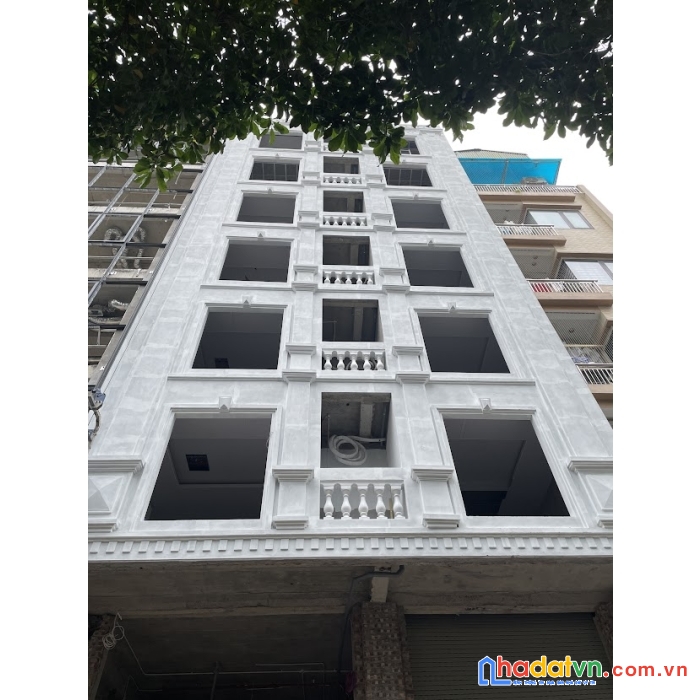 Bán tòa nhà mới phố duy tân,trần thái tông, 600m2, 10 tầng, mặt tiền 20m, giá thương lượng, lh