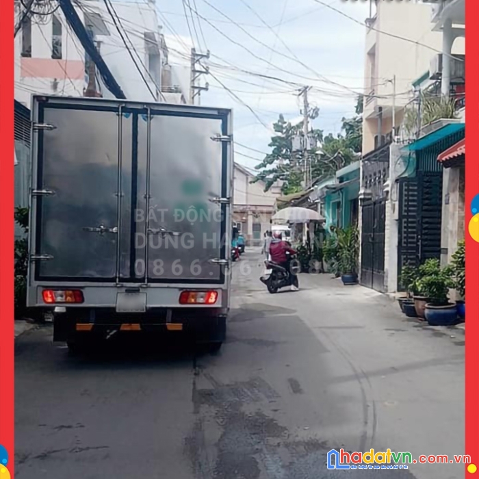 Bt. tòa nhà chdv gần 40p, thu nhập gần 2 tỷ/năm. nhà mới 6t (h+tm).