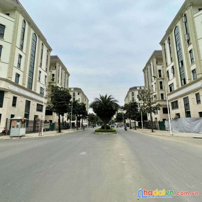 Chủ cắt lỗ cần bán gấp him lam vạn phúc 98m 6 tầng 17 tỷ