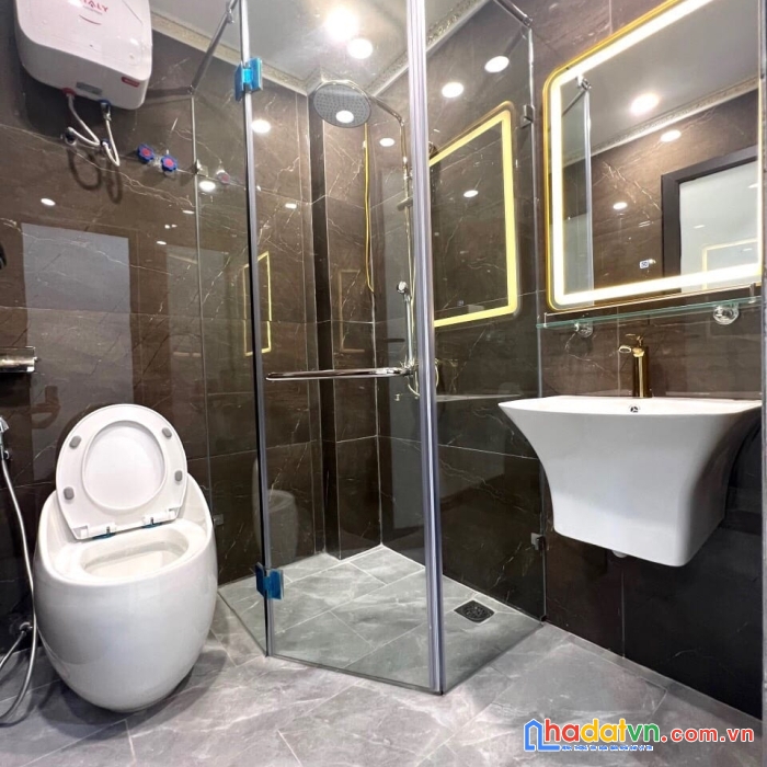 Nhà 7 tầng thang máy nguyễn ngọc vũ quận cầu giấy 68m măt tiền 5m ô tô kd nhỉnh 16 tỷ lh0975124520