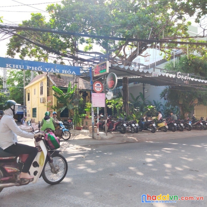 Bán căn góc 3mt  860/  xô viết nghệ tĩnh, phường 25, quận bình thạnh