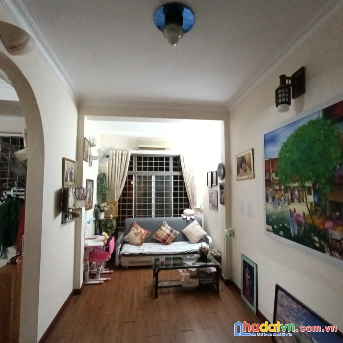 0904.688.633 bán nhà riêng đẹp cát linh, đông đa lô góc đẹp 35m2, 5t, giá 5.6 tỷ tặng nội thất vip