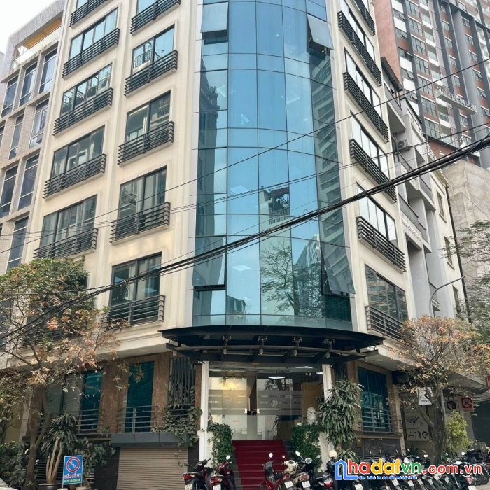 Bán lô đất. lê văn lương , dt 312m2, đất , mặt tiền 48 m. giá chào125 tỷ có thương lượng.