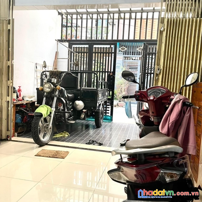 Bán nhà 2 tầng đường đô đốc long, hẻm xe tả tránh, 80m2 chỉ 6.7 tỷ, vị trí rất đẹp