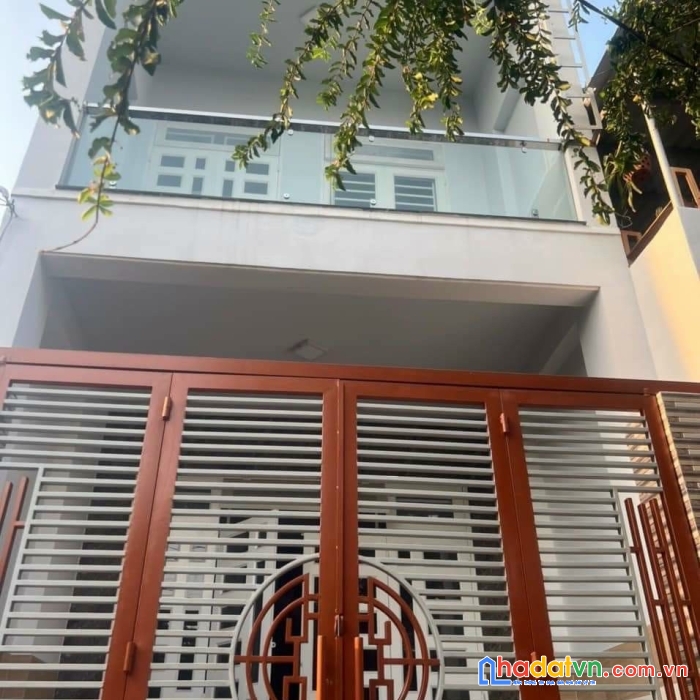 Nhà mới vào ở ngay – diện tích 4x12.5 – hxh 5met - ấp đông 4 – thới tam thôn – hóc môn