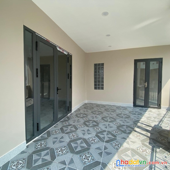 Hẻm xe hơi- kế  chợ thủ đức-nhà mới xây- 75m2 - phường linh chiểu- giá 5.9 tỷ