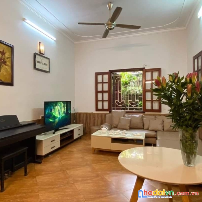 0936.288.283 bán nhà đẹp tài chính 5 tỷ ở đội cấn ba đình tặng nội thất vip, chủ tự xây tâm huyết,