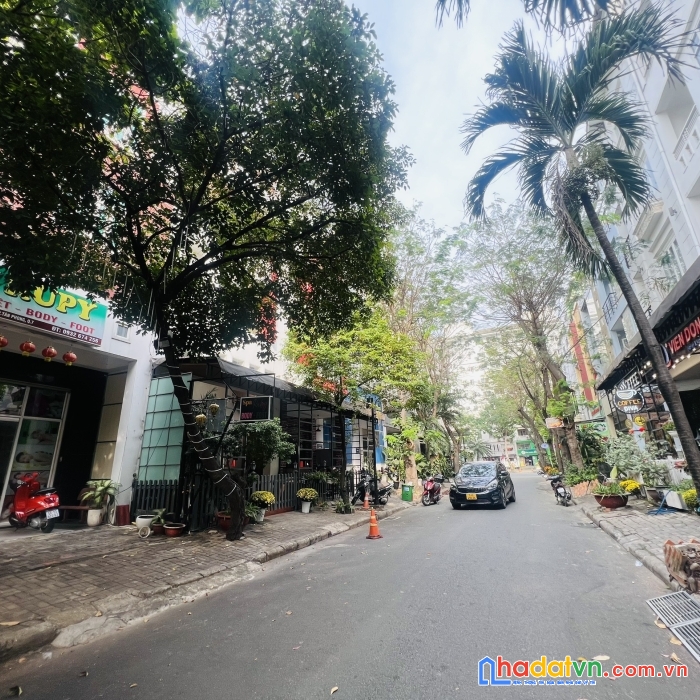 Cần bán gấp nhà phố hưng phước 3, phú mỹ hưng , quận 7- giá tốt nhất khu