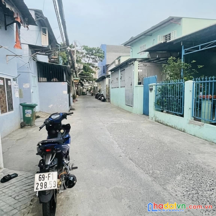 Bán nhà đẹp hẻm xe hơi,kdchh,chỉ 60tr/m2,tổng dt 125m,nhà cấp 4,đường nguyễn văn quỳ p phú thuận