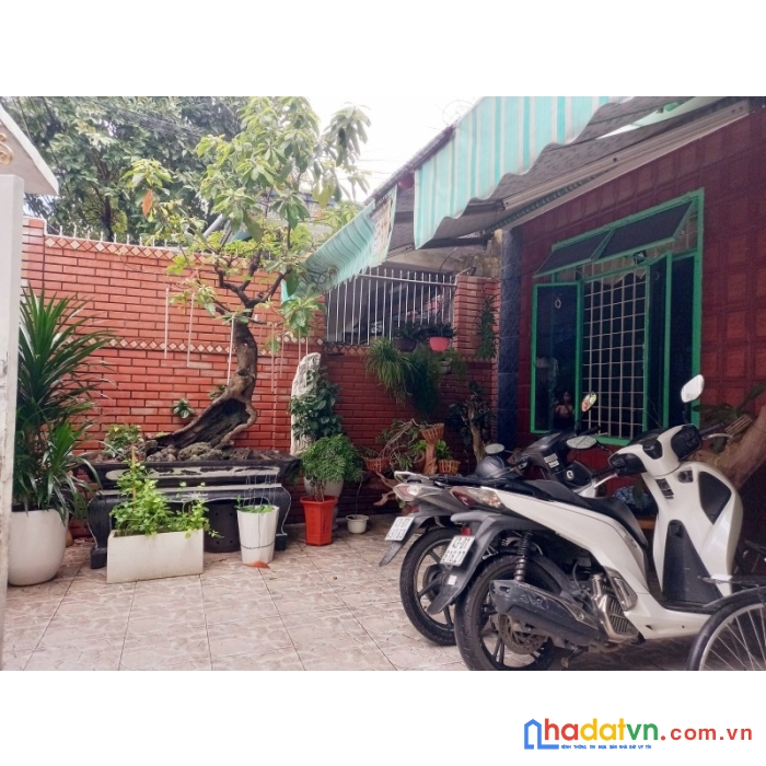 Nhà nguyễn hoàng, 20m ra mt, ô tô, 177m2, 3 tầng, ngang 8m