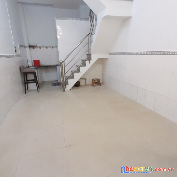 Nhà trệt, lầu hẻm dương bá trạc p1q8. giá 2,28 tỷ tl ít