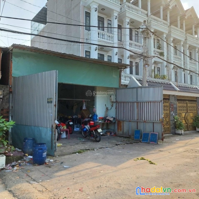 Chính chủ cần bán đất hiệp thành, quận 12 tặng nhà xưởng vị trí thuận lợi