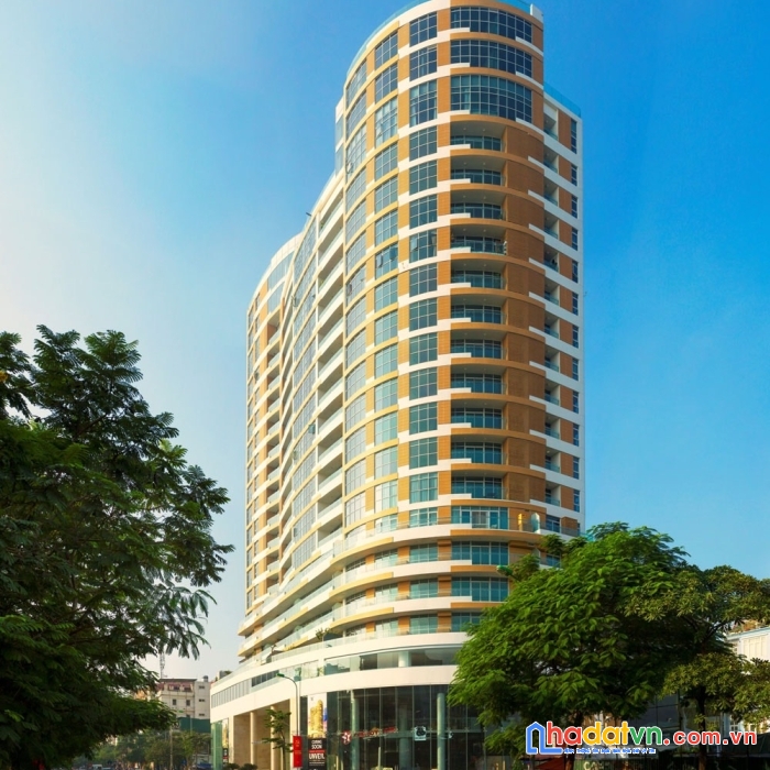 Cần bán căn hộ cao cấp watermark 395 lạc long quân 122m2-2pn view toàn bộ hồ tây giá chỉ 55tr/m2