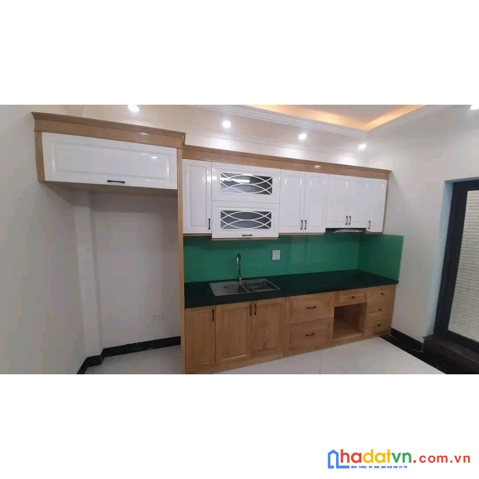 Bán nhà lô góc - 35m ô tô vào nhà - kinh doanh hà đông - giá 2 tỷ