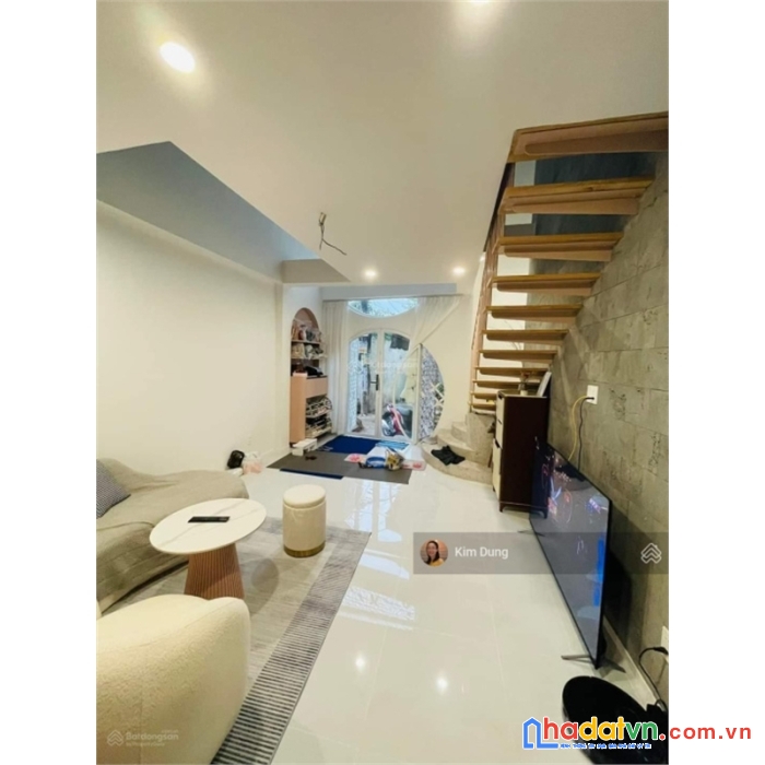 Bán nhà mới 100% hxh đường nơ trang long 40m2 (4m x 10m), 3 tầng, p13, chỉ 5,5 tỷ